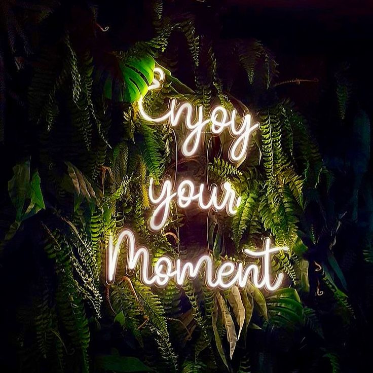 Tienda online de neón personalizado | Neonastur